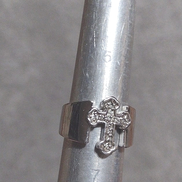 VINTAGE RSC RHODIUM PLATED CZ RELIGIOUS CROSS THICK BANDED SIZE 6 RING - Picture 2 of 9